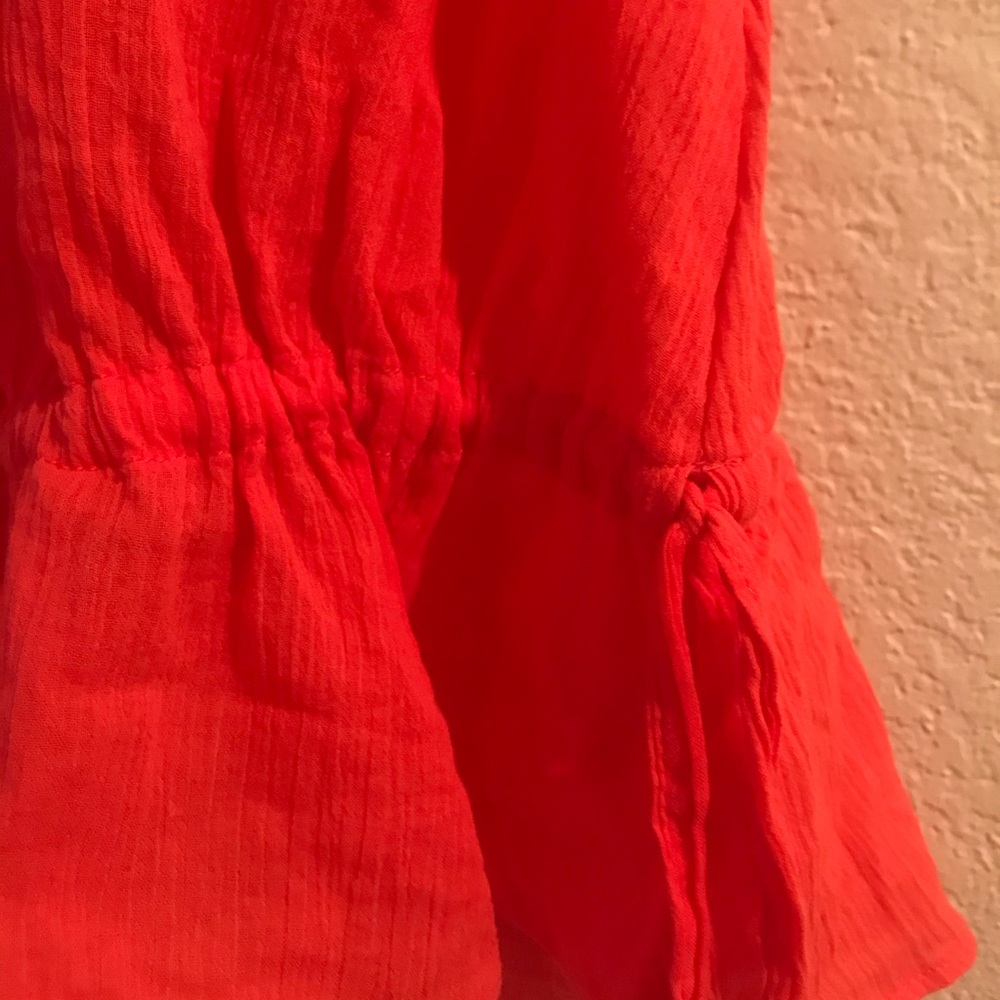 Keyhole Shirt - Picture 2 of 6